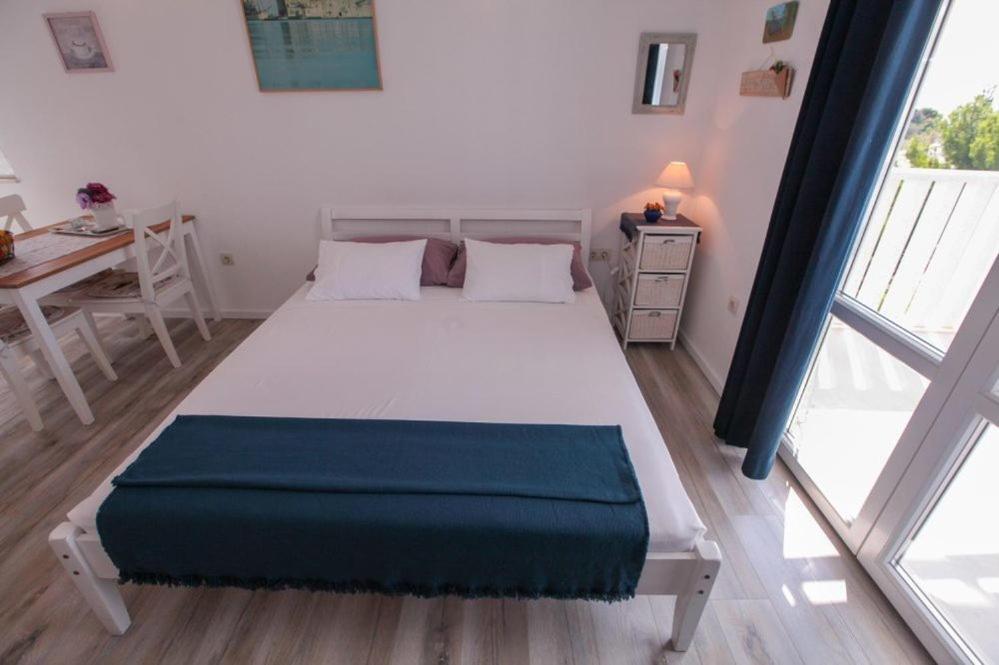 Apartments Luka 罗戈兹尼察 外观 照片