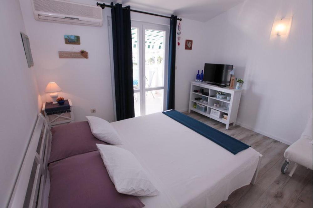 Apartments Luka 罗戈兹尼察 外观 照片